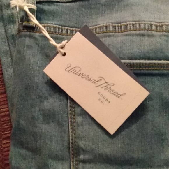 Jeans - Picture 2 of 2